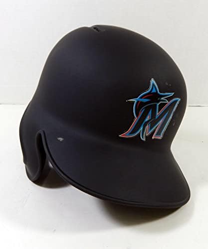 2019-21 igra Miami Marlins izdala je crnu kacigu 7 dp17943 - igra korištena MLB dresova